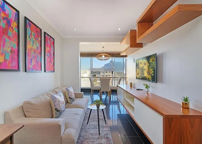 Modern Cape Town Beach Apartment